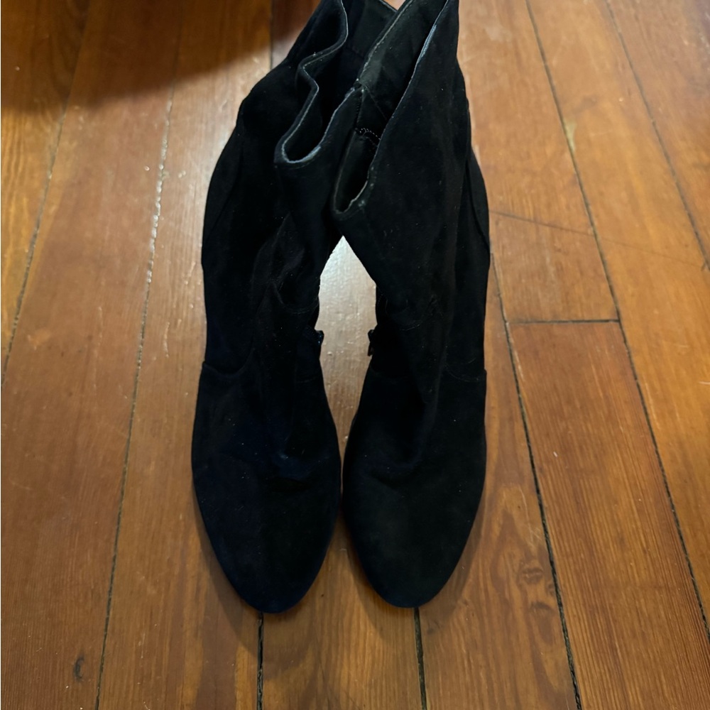 Elegant Black Women's Boots